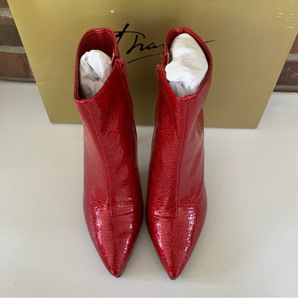 Thalia Sodi Womens Rhodes Red heeled patent ankle Booties Shoes US 7 M - Picture 3 of 9
